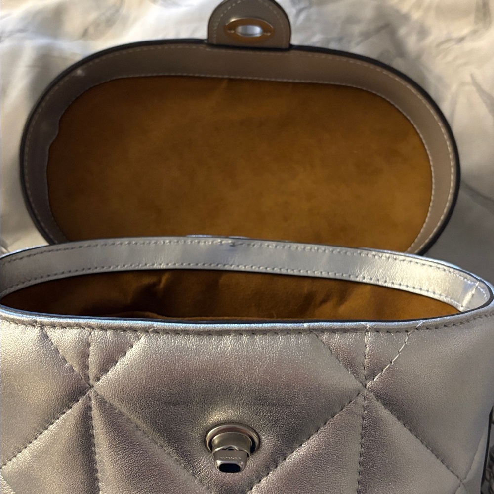 COACH Metallic Silver Crossbody Bag - Picture 8 of 9